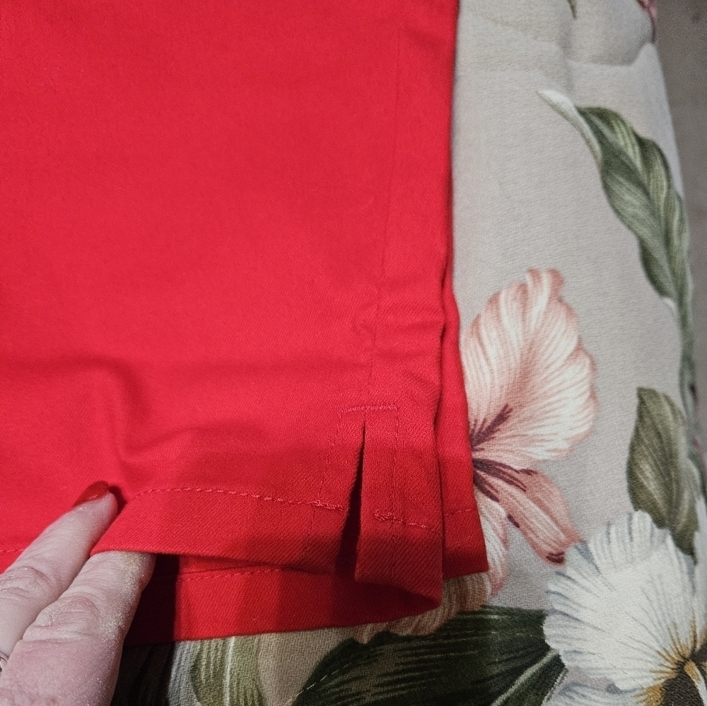 #224 Woman Within- Red Demin Pocket Capri - Size: 28W - Picture 6 of 7